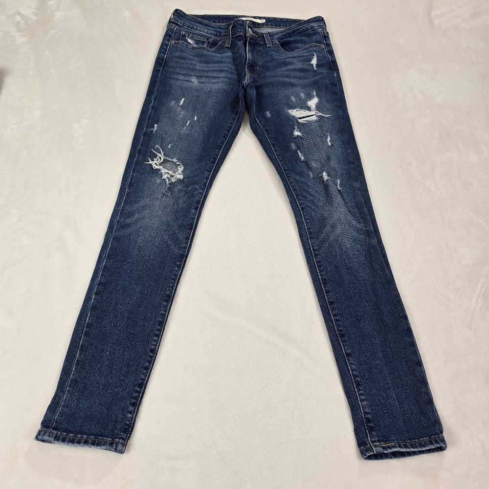 Levi’s Distressed 711 Skinny Jean size 27